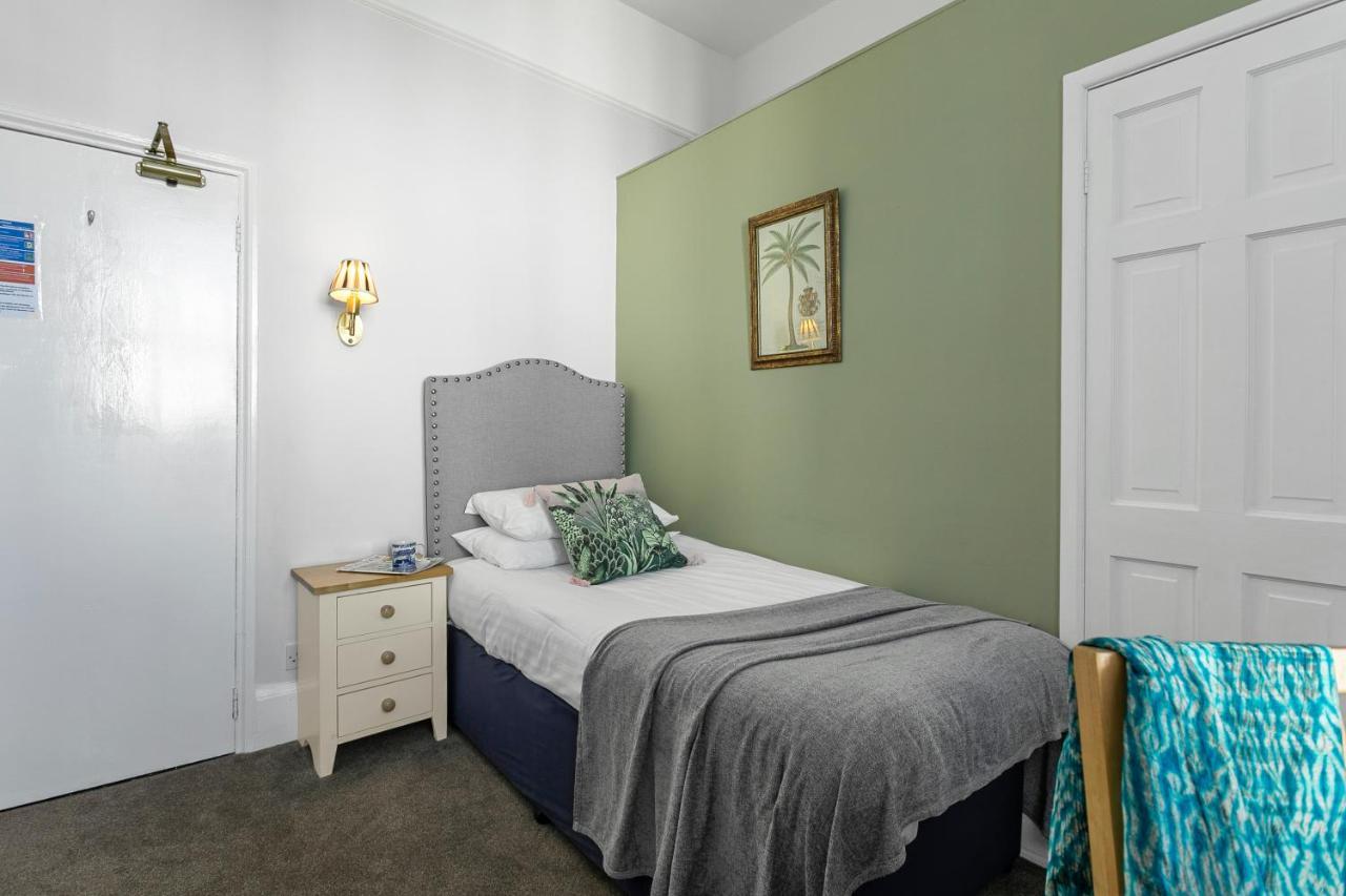 Southbank Town House Hotel Торки Екстериор снимка